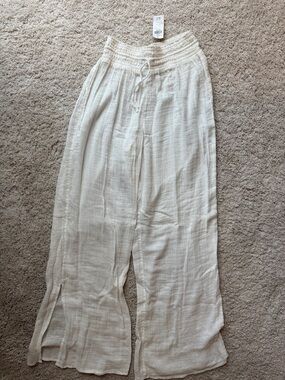 Abercrombie and Fitch Lightweight Cream Wide-Leg Linen Beach Pants